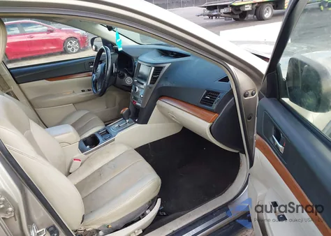 2014 Subaru Outback 2.5I Limited из США, поврежденный, VIN 4S4BRCMC6E3249358